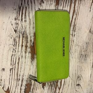 Michael Kors Bright Green Zip Wallet
